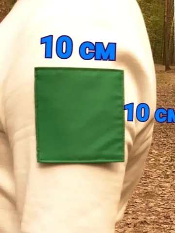 Шеврон зелёный однотонный на липучке 10×10 см.